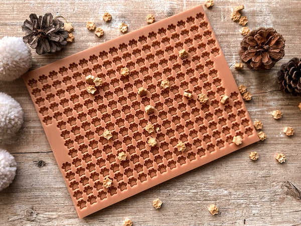 Backmatte 'Pfötchen' für Hundekekse – Silikon, 244 Mini-Leckerlis