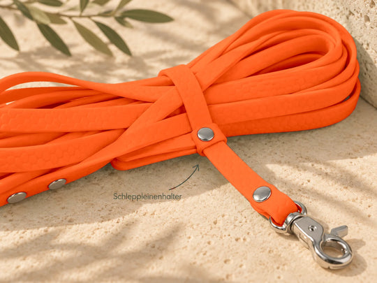 Hexa Schleppleine Neonorange, Detail Schleppleinenhalter mit Karabiner – Exceptional