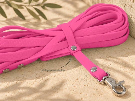 Hexa Schleppleine Viva Magenta, Detail Schleppleinenhalter mit Karabiner – Exceptional