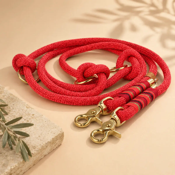 Tauleine 'Coral Crush' in Korallenrot mit Takelung in Beere und Gold