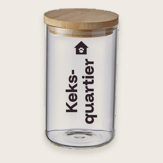 Hundekeksglas mit Holzdeckel und Spruch „Keksquartier“ – handgeplottet bei Exceptional